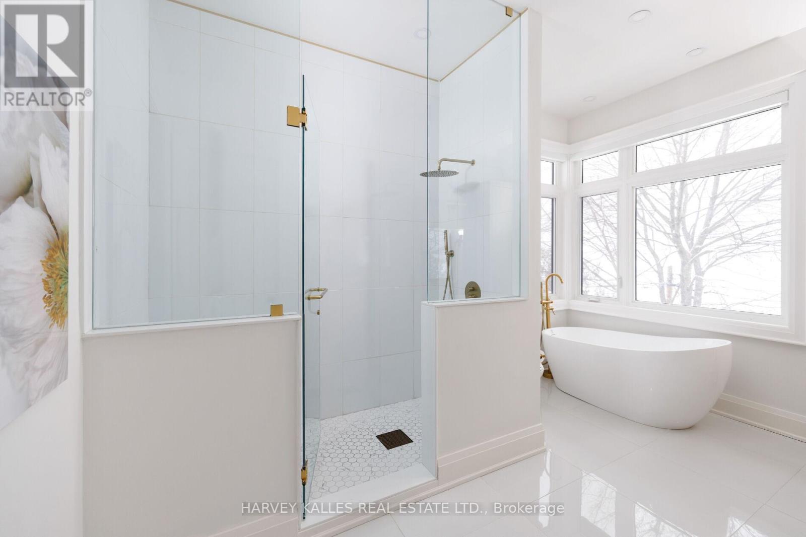 90 Great Oak Drive, Toronto, Ontario  M9A 1N5 - Photo 30 - W12758464