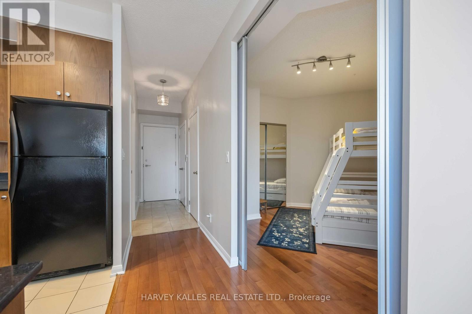 601 - 18 Beverley Street, Toronto, Ontario M5T 3L2 - Photo 20 - C12759562