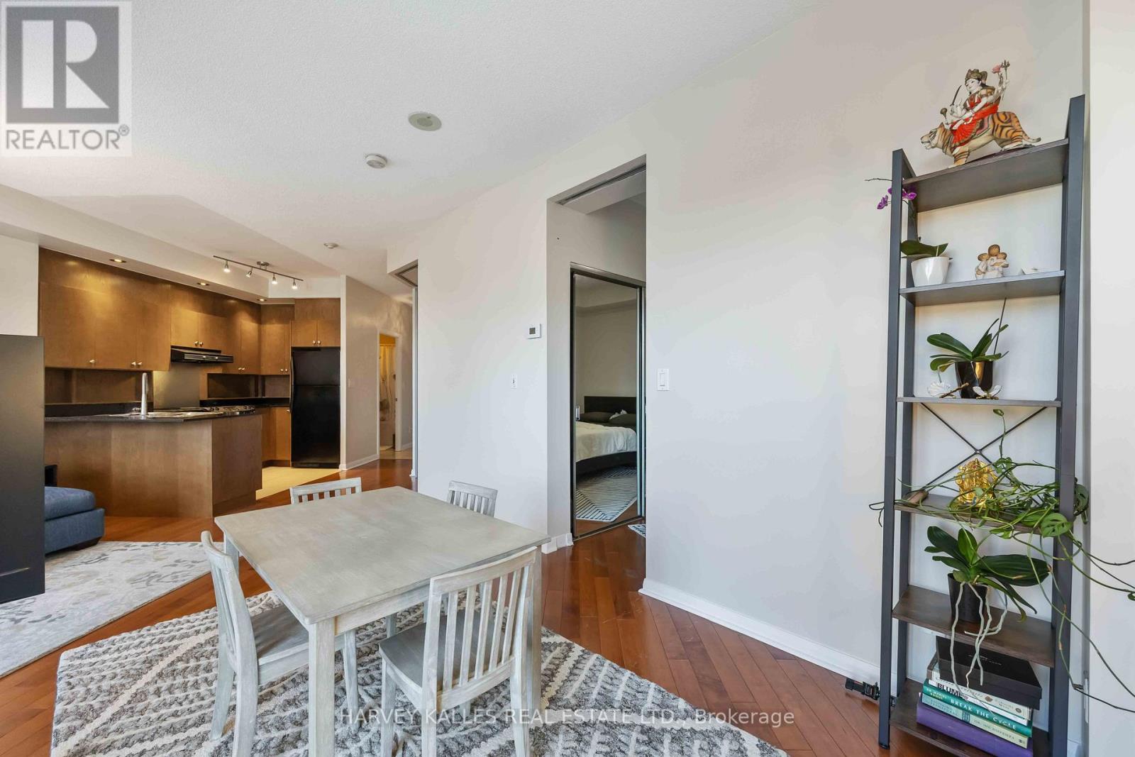 601 - 18 Beverley Street, Toronto, Ontario M5T 3L2 - Photo 21 - C12759562