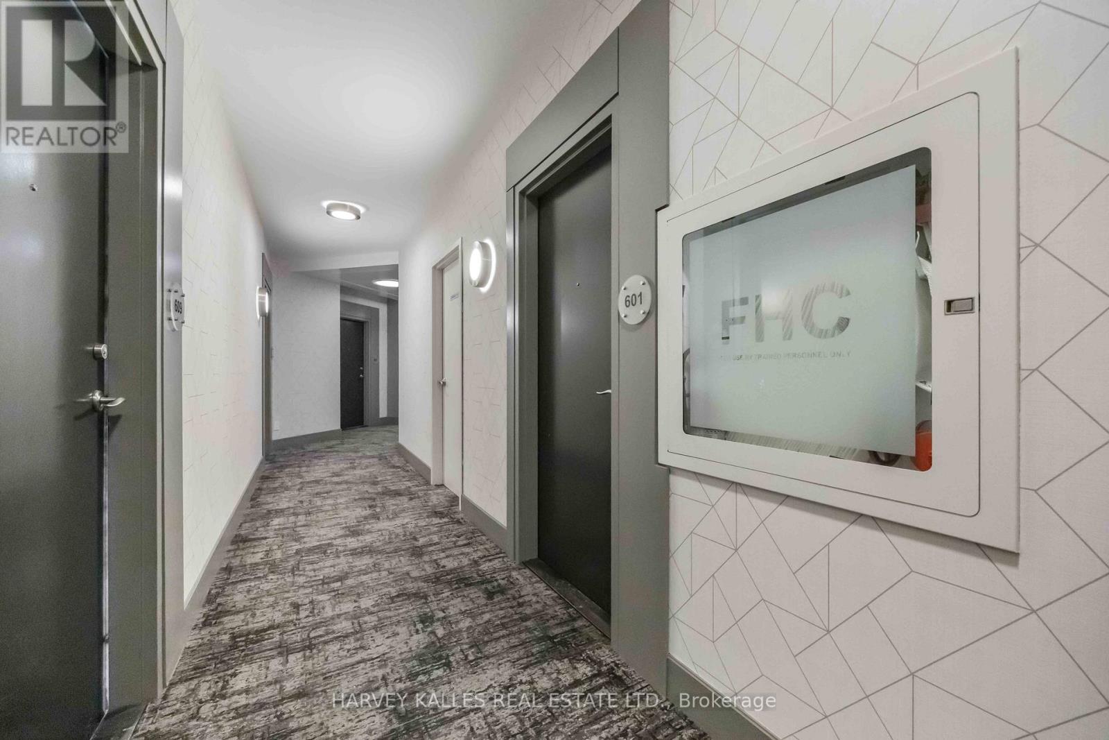 601 - 18 Beverley Street, Toronto, Ontario M5T 3L2 - Photo 3 - C12759562