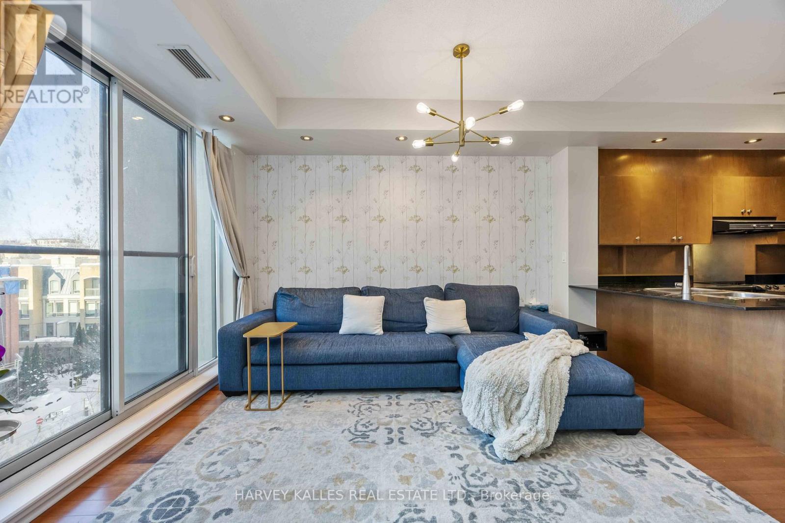 601 - 18 Beverley Street, Toronto, Ontario M5T 3L2 - Photo 8 - C12759562