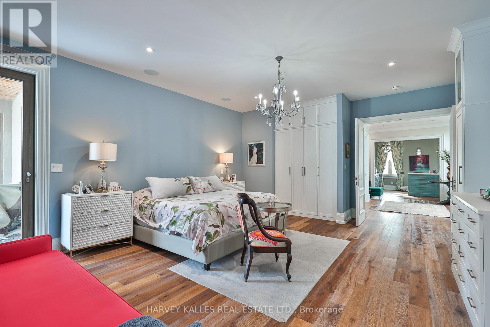 318 Maple Leaf Drive, Toronto, Ontario  M6L 1P6 - Photo 23 - W12760892