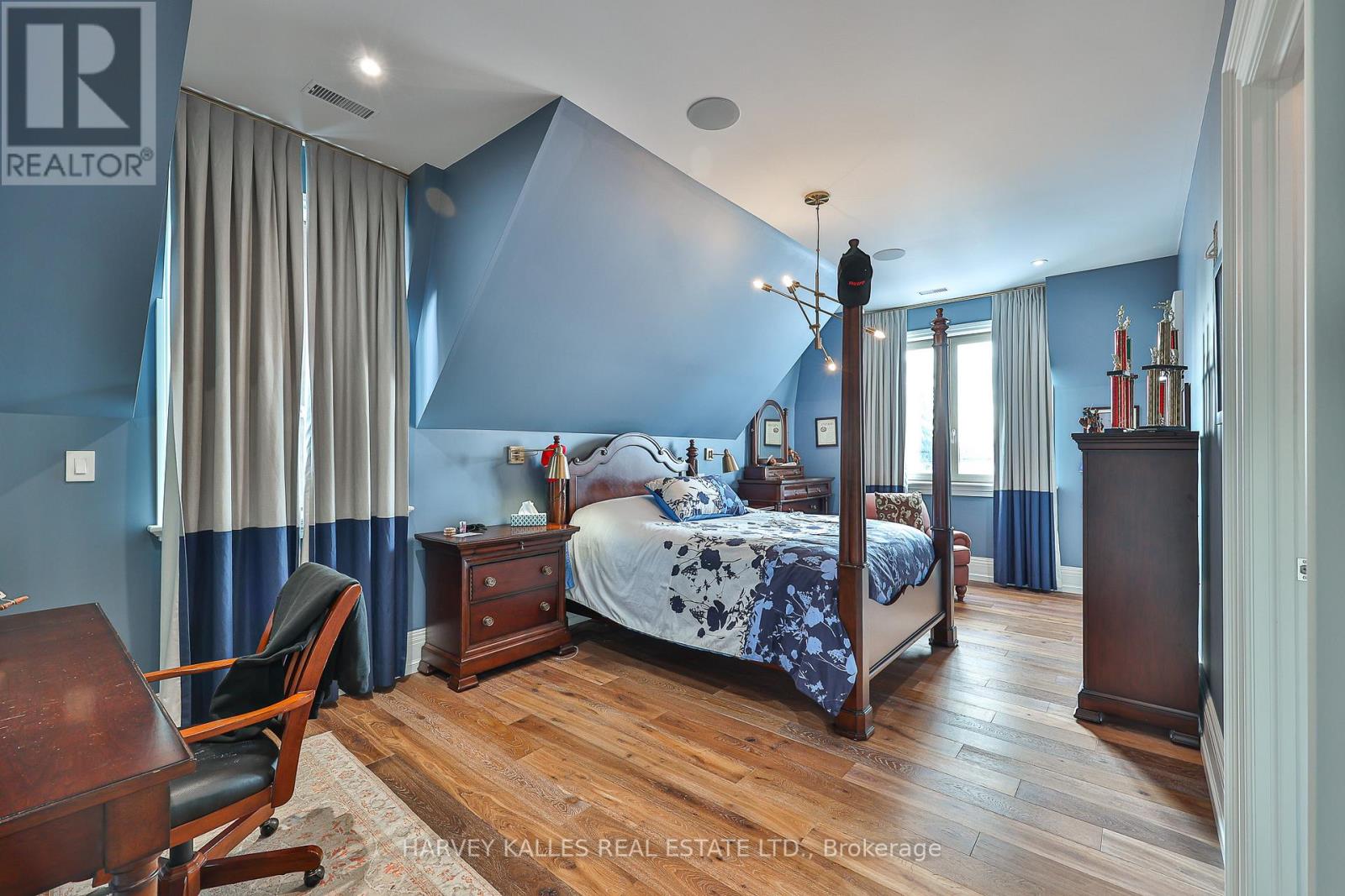 318 Maple Leaf Drive, Toronto, Ontario  M6L 1P6 - Photo 29 - W12760892