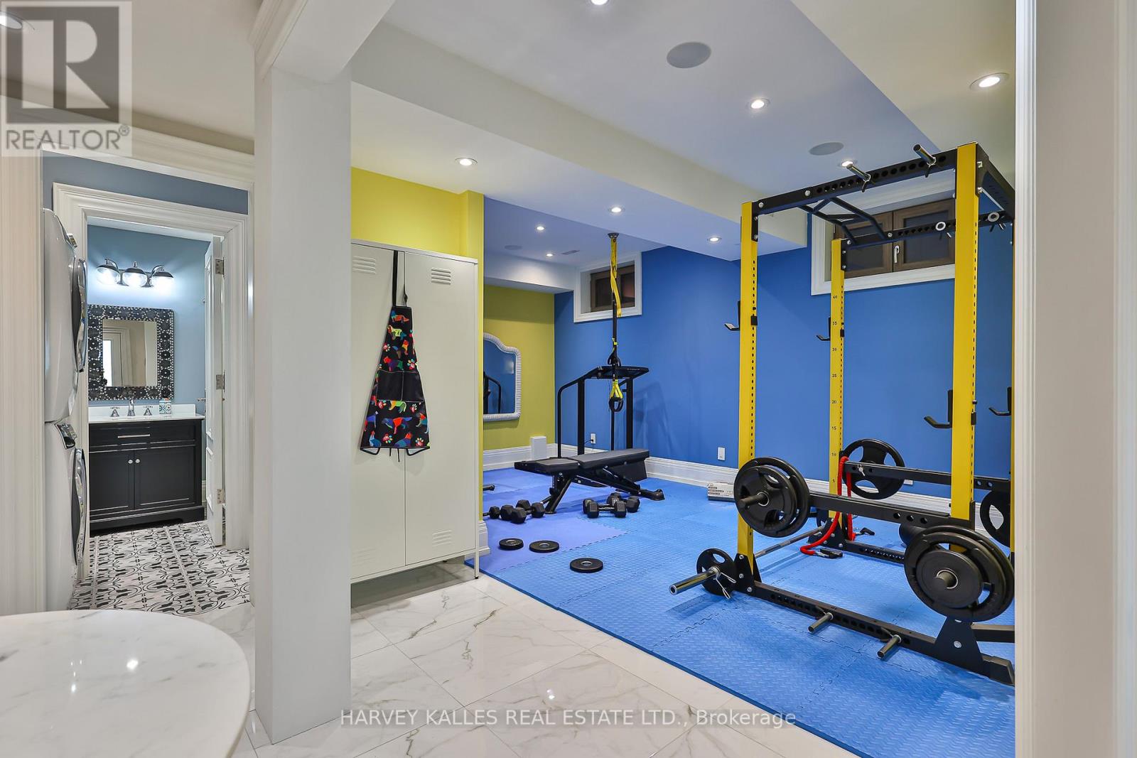 318 Maple Leaf Drive, Toronto, Ontario  M6L 1P6 - Photo 36 - W12760892