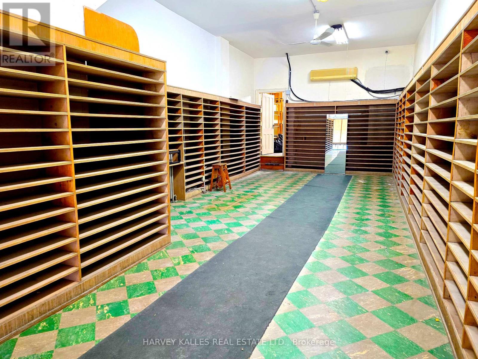 750 Queen Street W, Toronto, Ontario M6J 1E9 - Photo 2 - C12761568