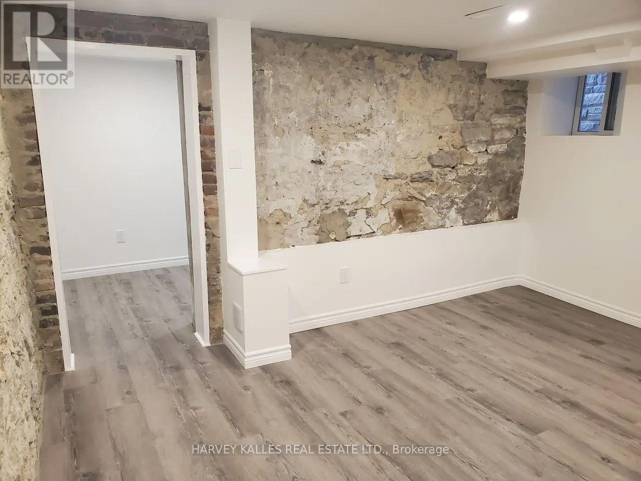 Lower - 1300 Lansdowne Avenue, Toronto, Ontario  M6K 2V9 - Photo 7 - W12765382