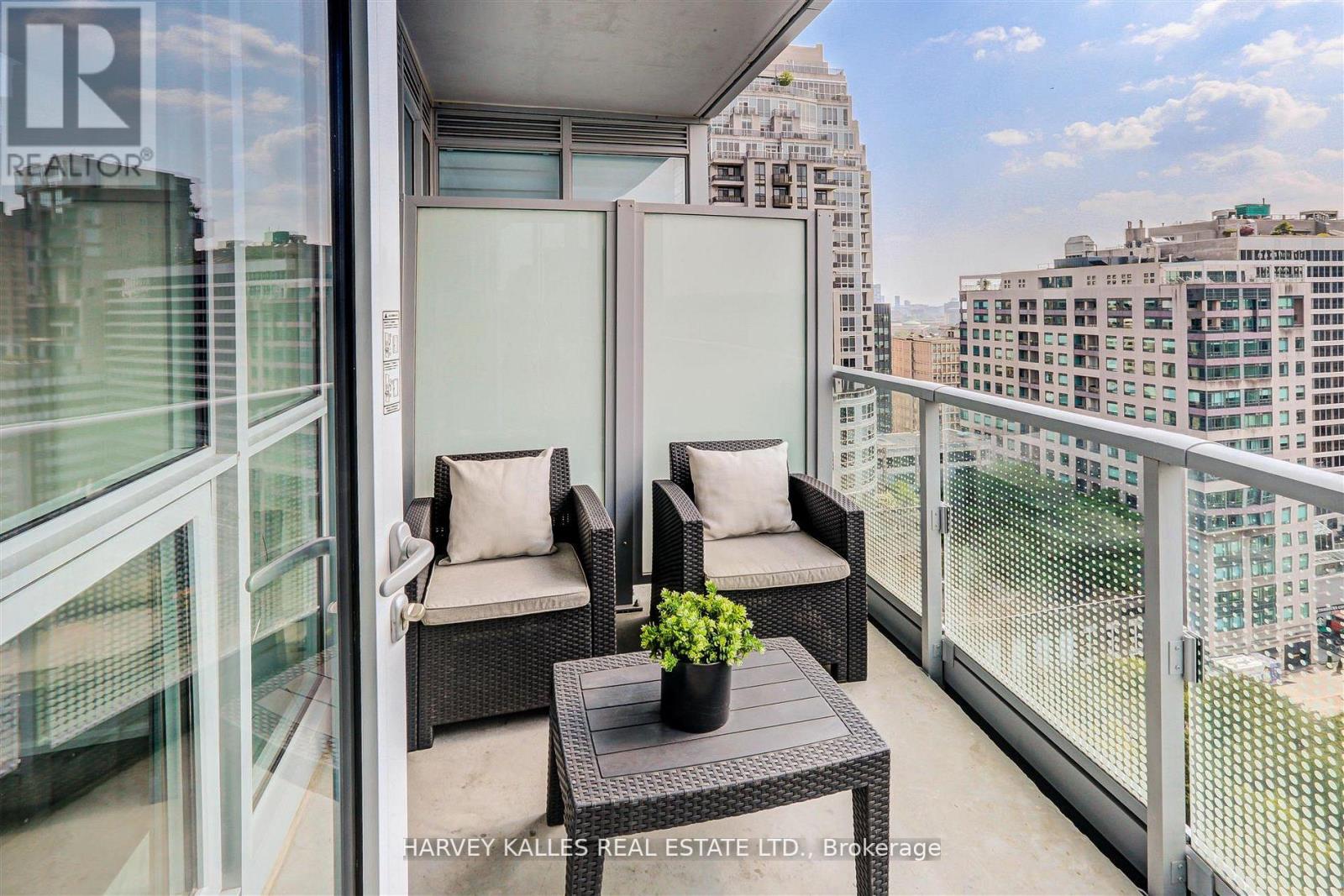 1804 - 88 Cumberland Street, Toronto, Ontario M5R 1A3 - Photo 12 - C12765846