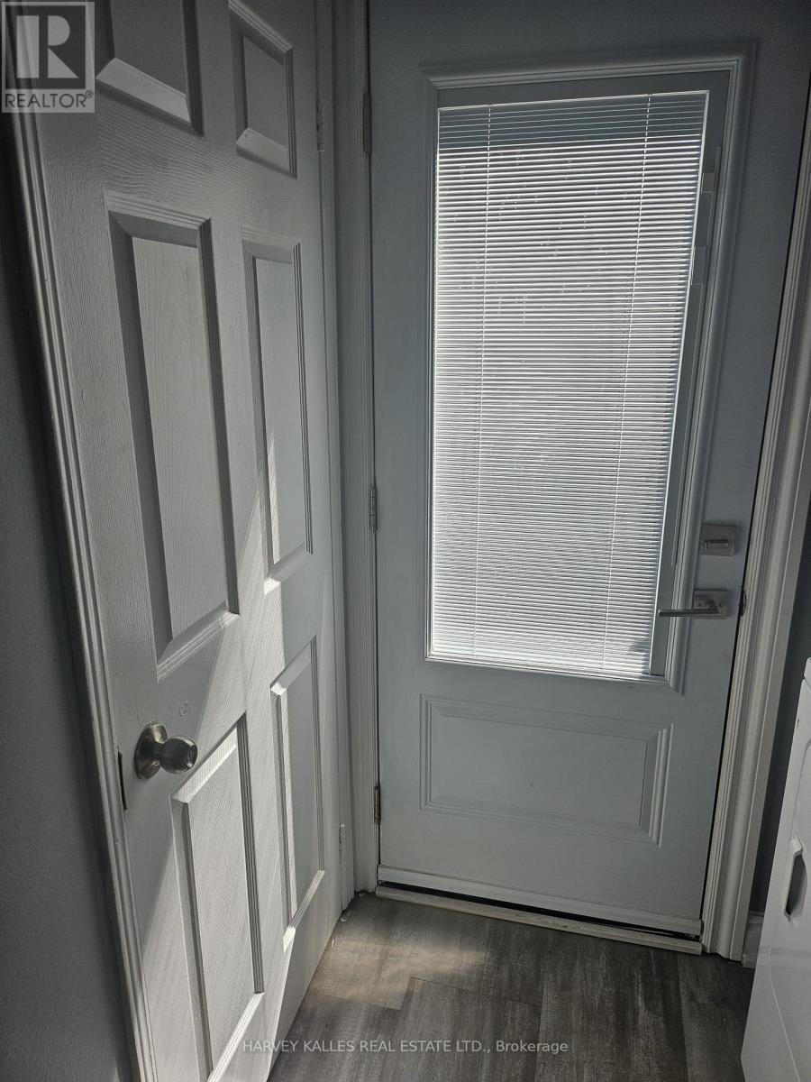 Bsmt - 72 Willowbrook Drive, Whitby, Ontario L1R 2A8 - Photo 2 - E12766398