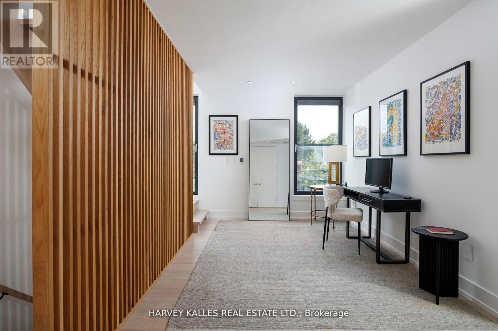 60 Hiltz Avenue, Toronto, Ontario M4L 2N5 - Photo 16 - E12767636