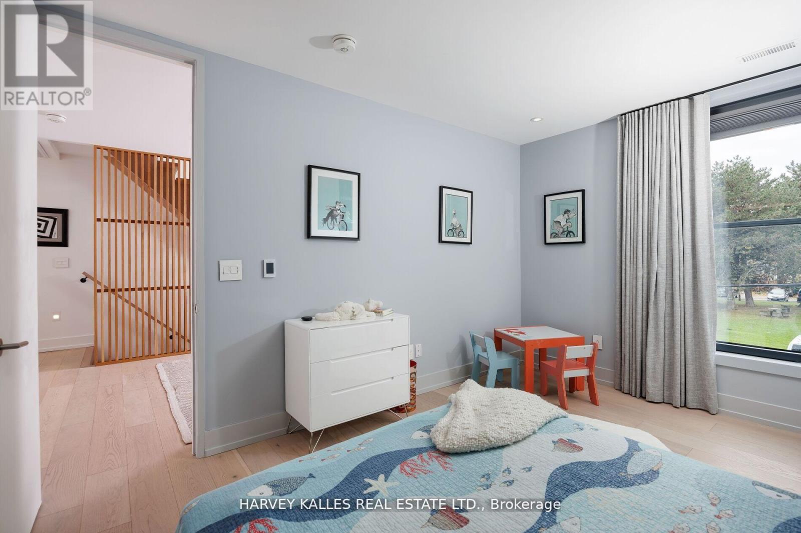 60 Hiltz Avenue, Toronto, Ontario M4L 2N5 - Photo 25 - E12767636