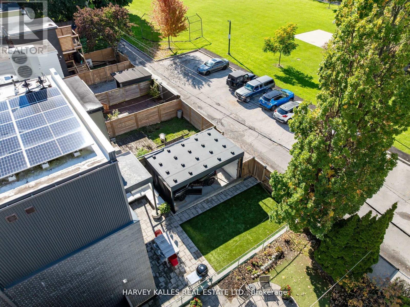 60 Hiltz Avenue, Toronto, Ontario M4L 2N5 - Photo 46 - E12767636