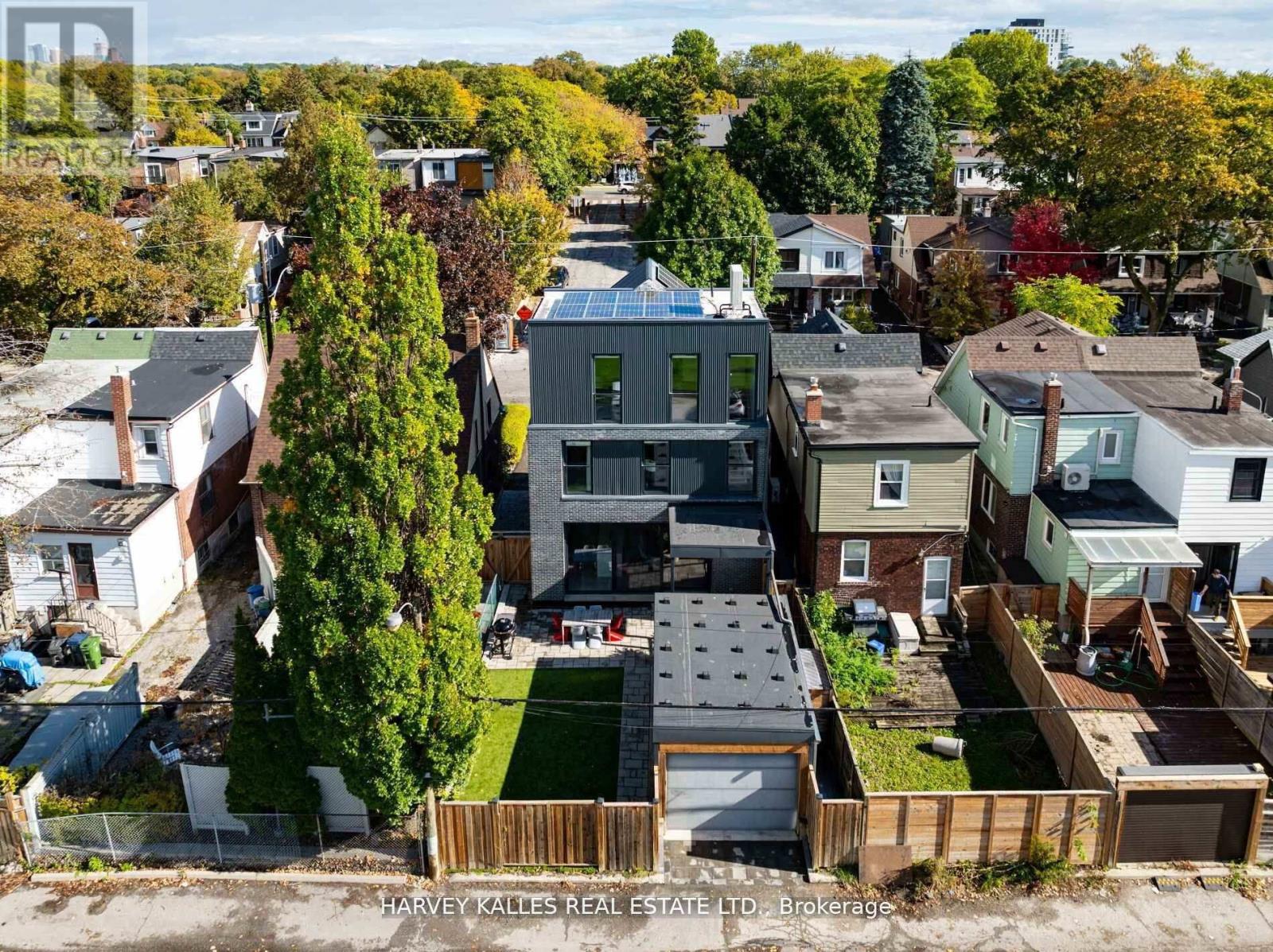 60 Hiltz Avenue, Toronto, Ontario M4L 2N5 - Photo 47 - E12767636