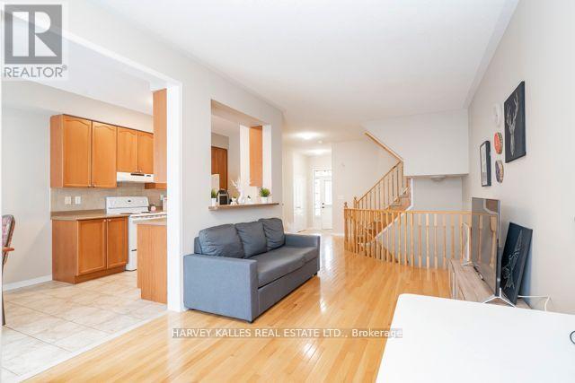 3886 Skyview Street, Mississauga, Ontario  L5M 8A4 - Photo 10 - W12768754