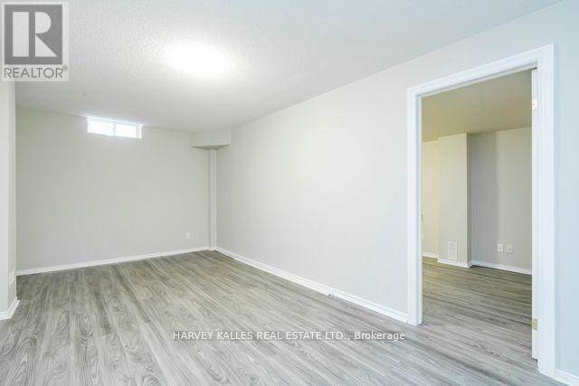 3886 Skyview Street, Mississauga, Ontario  L5M 8A4 - Photo 33 - W12768754