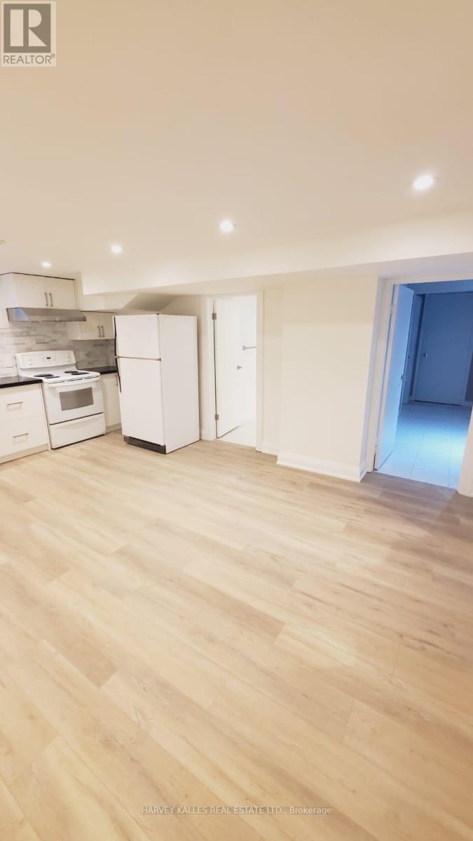 Bsmt 2 - 550 Glencairn Avenue, Toronto, Ontario M6B 1Z4 - Photo 7 - C12769736