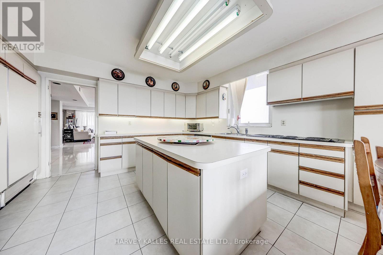 1001 - 2600 Bathurst Street, Toronto, Ontario  M6B 2Z4 - Photo 13 - C12770784