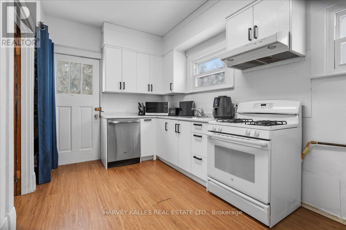 247 Huron Street, London East, Ontario N6J 2J8 - Photo 12 - X12771284