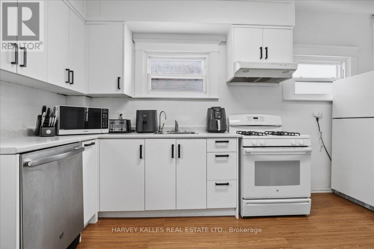 247 Huron Street, London East, Ontario N6J 2J8 - Photo 13 - X12771284