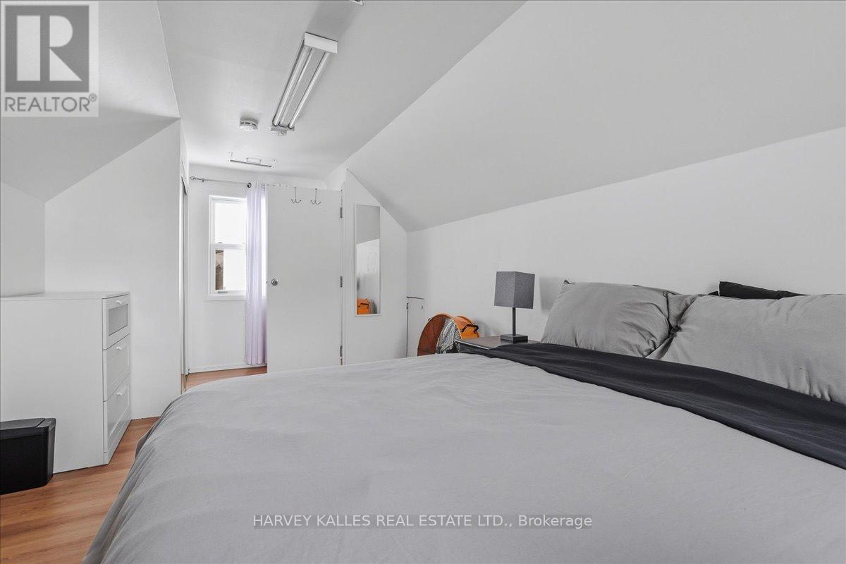 247 Huron Street, London East, Ontario N6J 2J8 - Photo 31 - X12771284