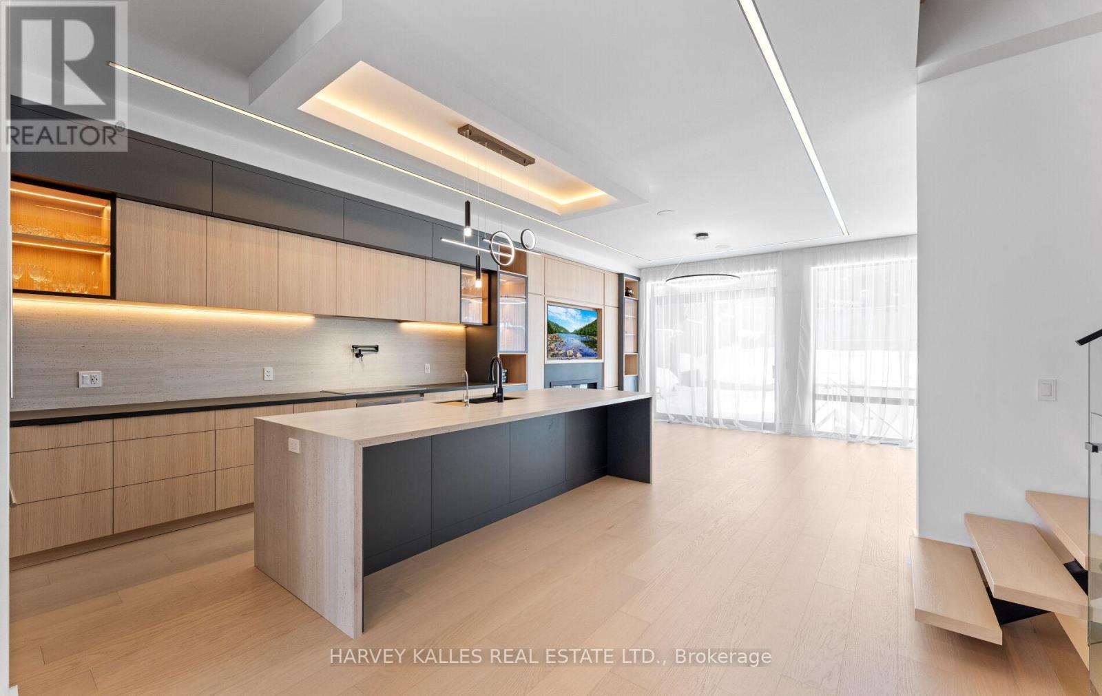 656 Oriole Parkway, Toronto, Ontario M4R 2C4 - Photo 8 - C12771692