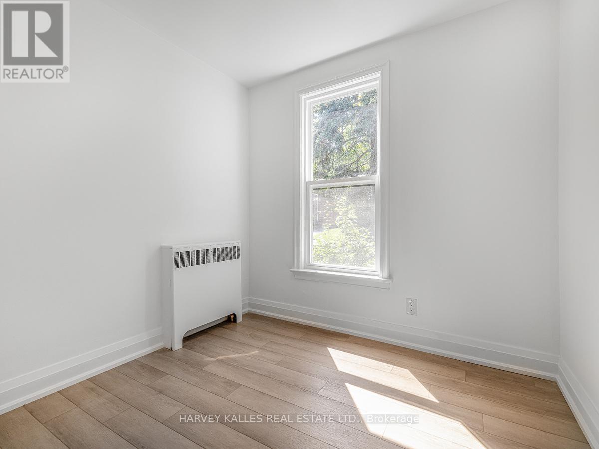 2 - 8 Markdale Avenue, Toronto, Ontario  M6C 1S9 - Photo 12 - C12772862