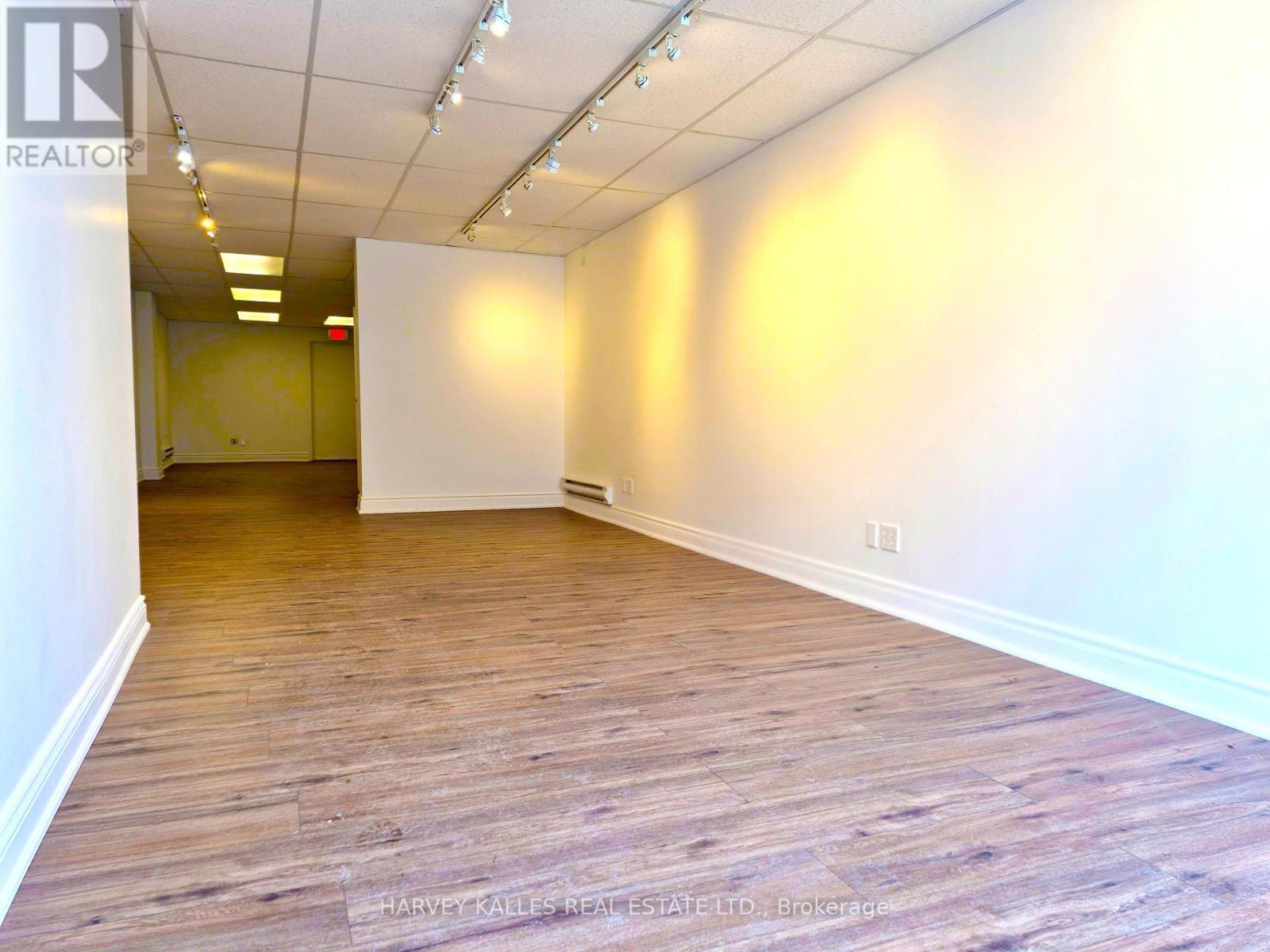 Main - 974 Bathurst Street, Toronto, Ontario M5R 3G6 - Photo 4 - C12776630