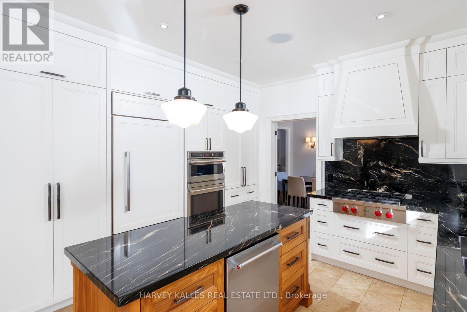 7 Romney Road, Toronto, Ontario M9A 4E9 - Photo 15 - W12776882