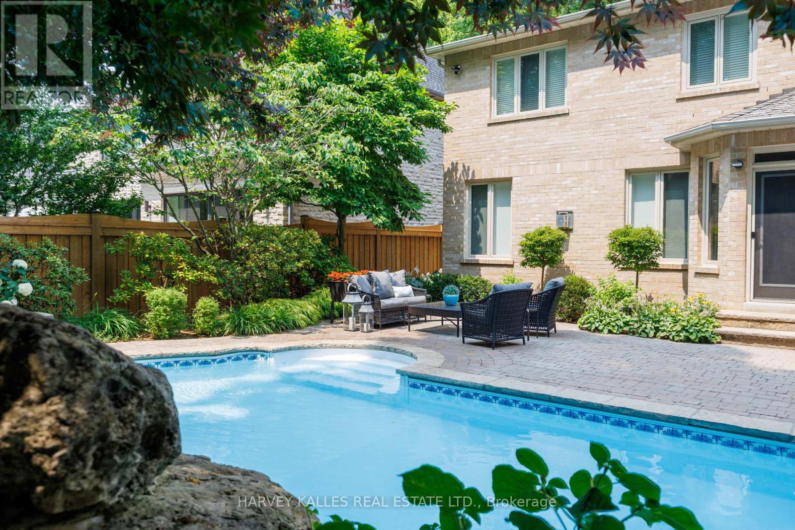 7 Romney Road, Toronto, Ontario M9A 4E9 - Photo 20 - W12776882