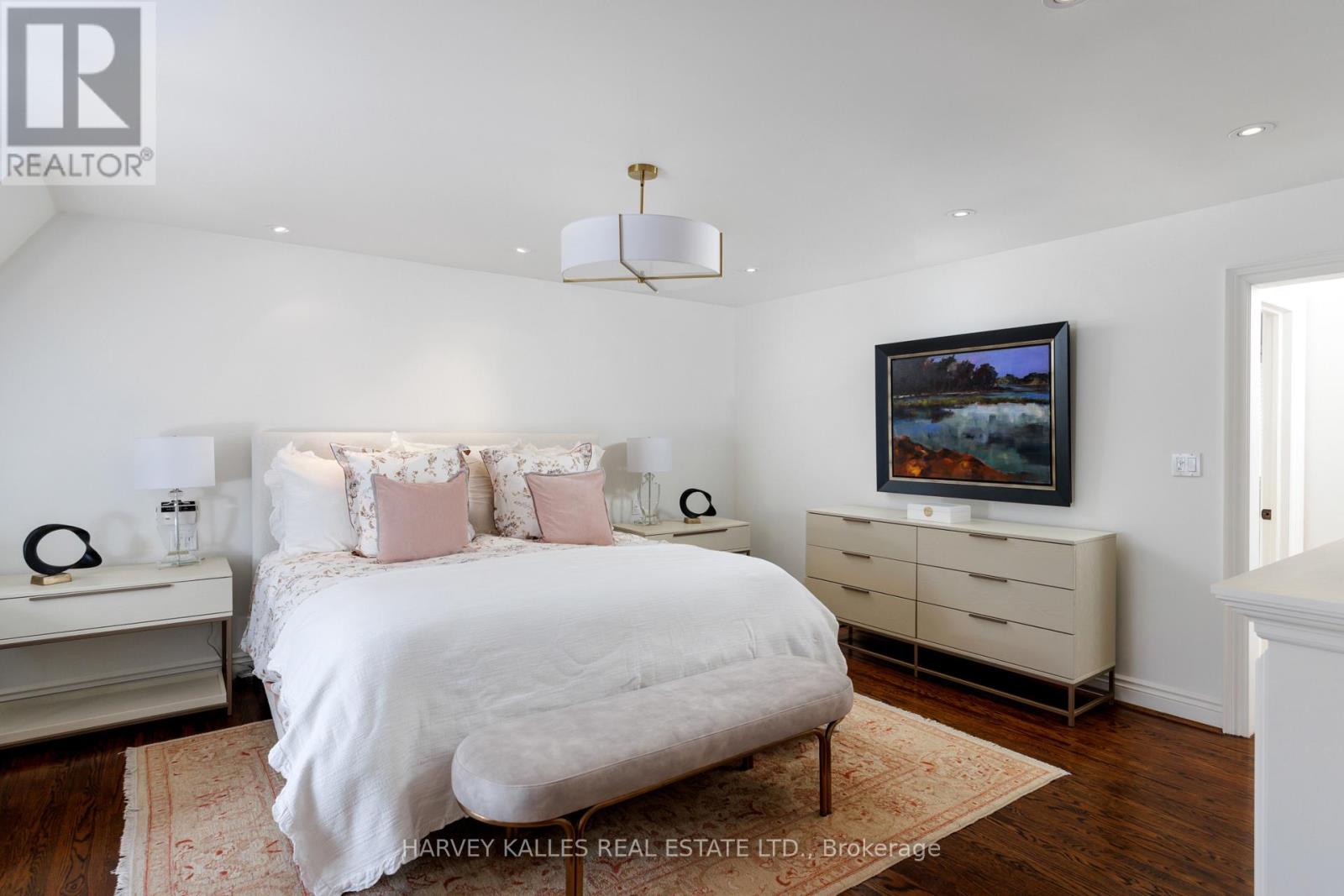 7 Romney Road, Toronto, Ontario M9A 4E9 - Photo 27 - W12776882