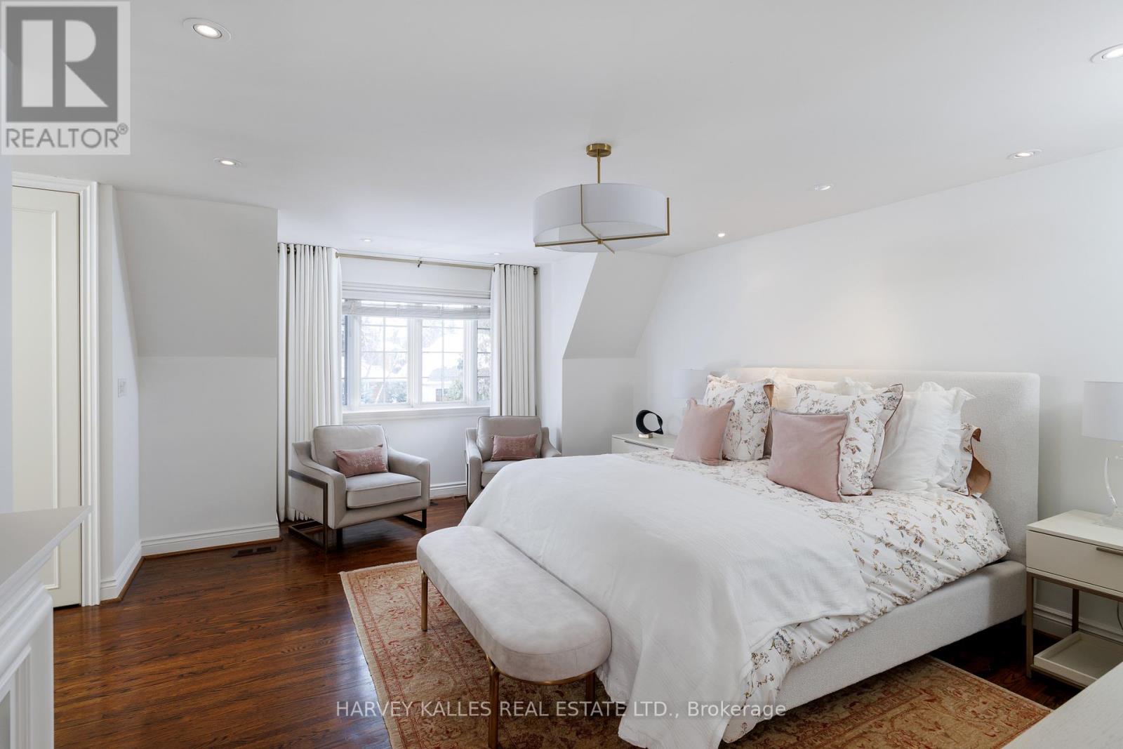 7 Romney Road, Toronto, Ontario M9A 4E9 - Photo 28 - W12776882