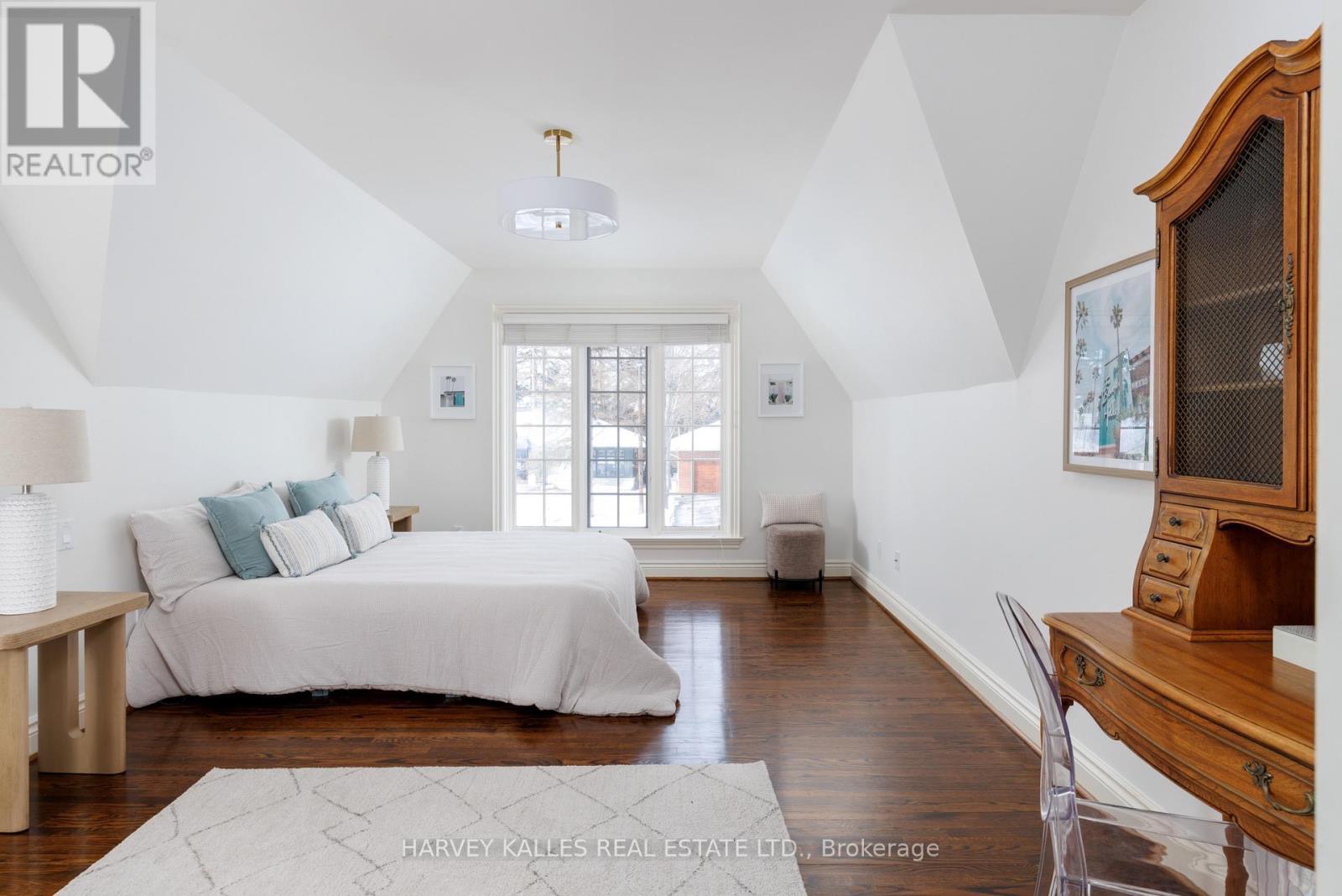 7 Romney Road, Toronto, Ontario M9A 4E9 - Photo 37 - W12776882