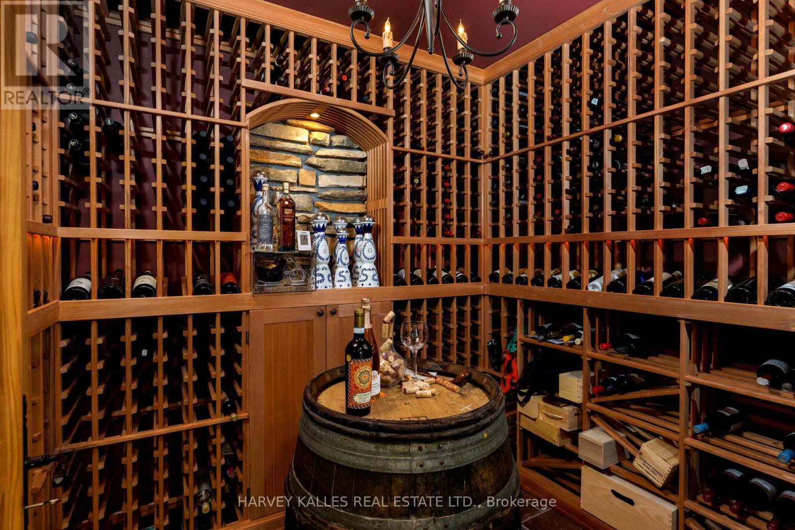 7 Romney Road, Toronto, Ontario M9A 4E9 - Photo 41 - W12776882