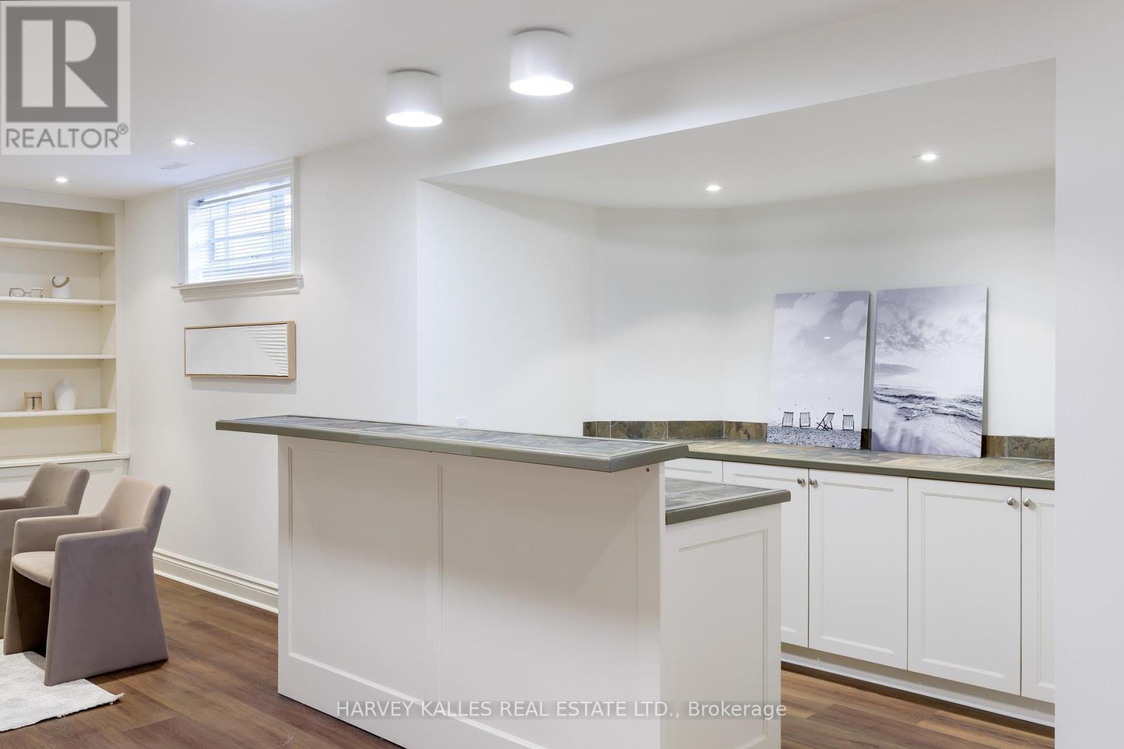 7 Romney Road, Toronto, Ontario M9A 4E9 - Photo 45 - W12776882