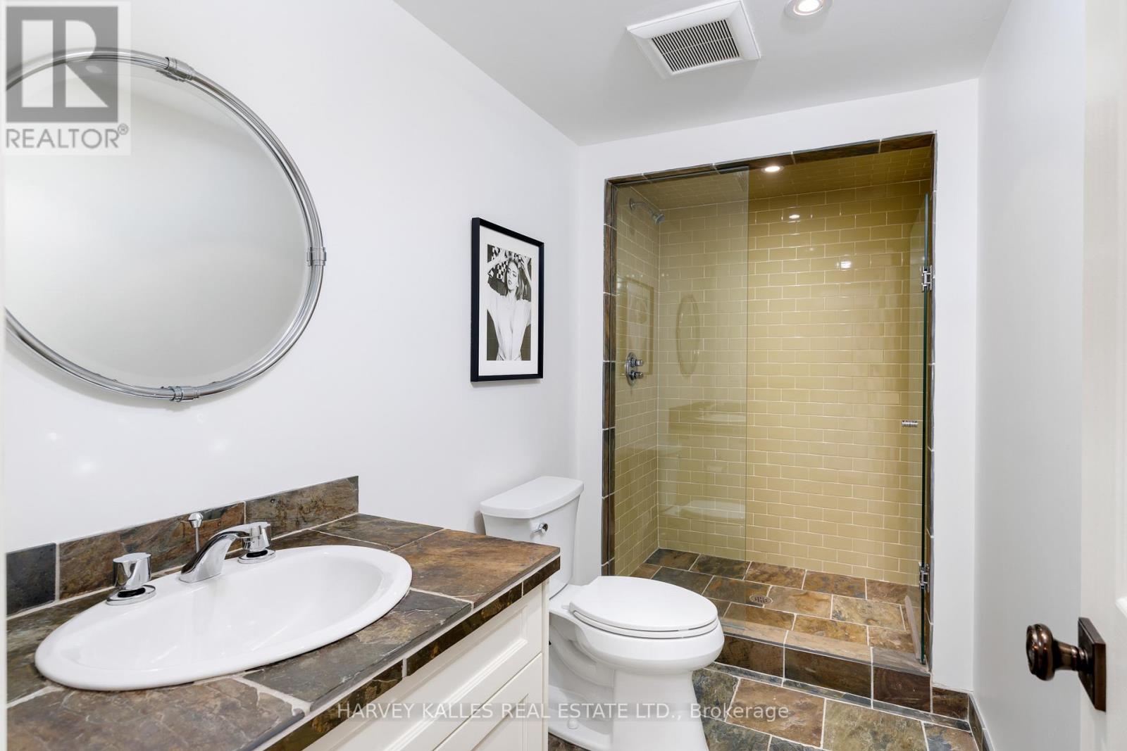 7 Romney Road, Toronto, Ontario M9A 4E9 - Photo 48 - W12776882