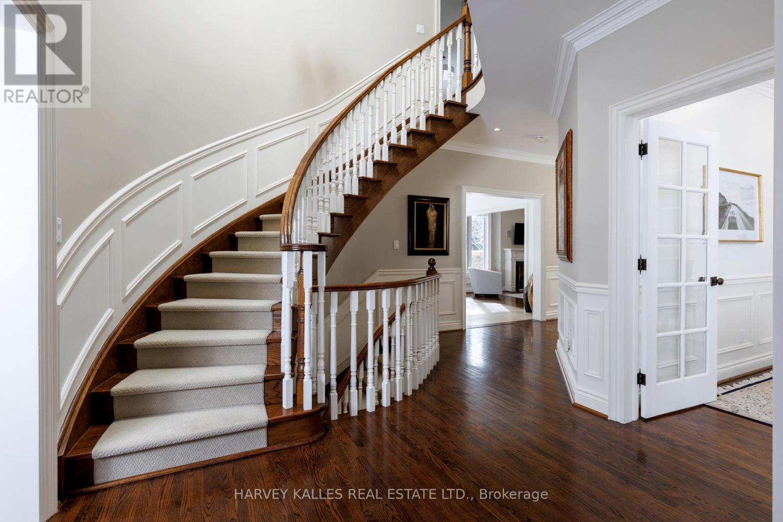 7 Romney Road, Toronto, Ontario M9A 4E9 - Photo 6 - W12776882