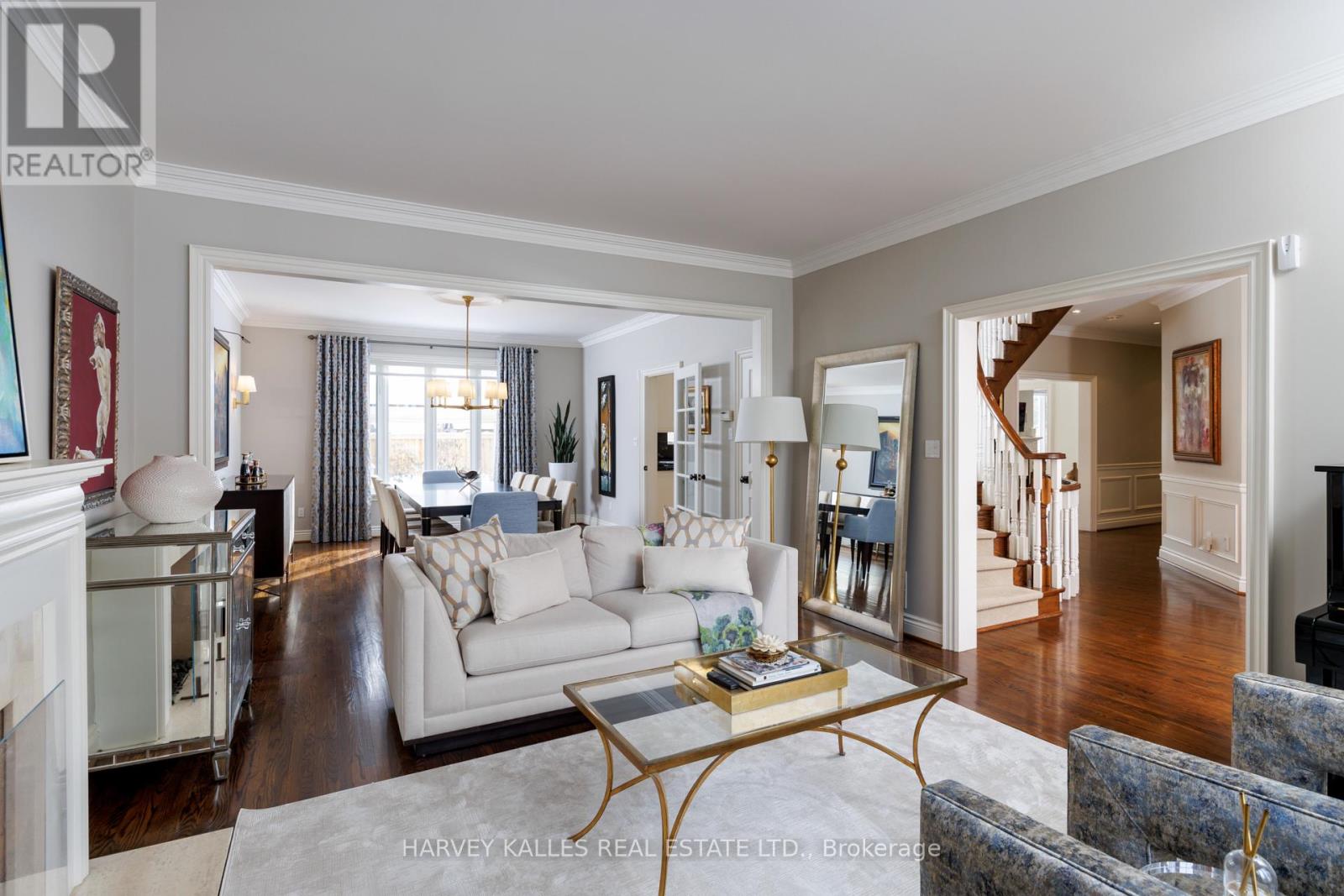 7 Romney Road, Toronto, Ontario M9A 4E9 - Photo 9 - W12776882