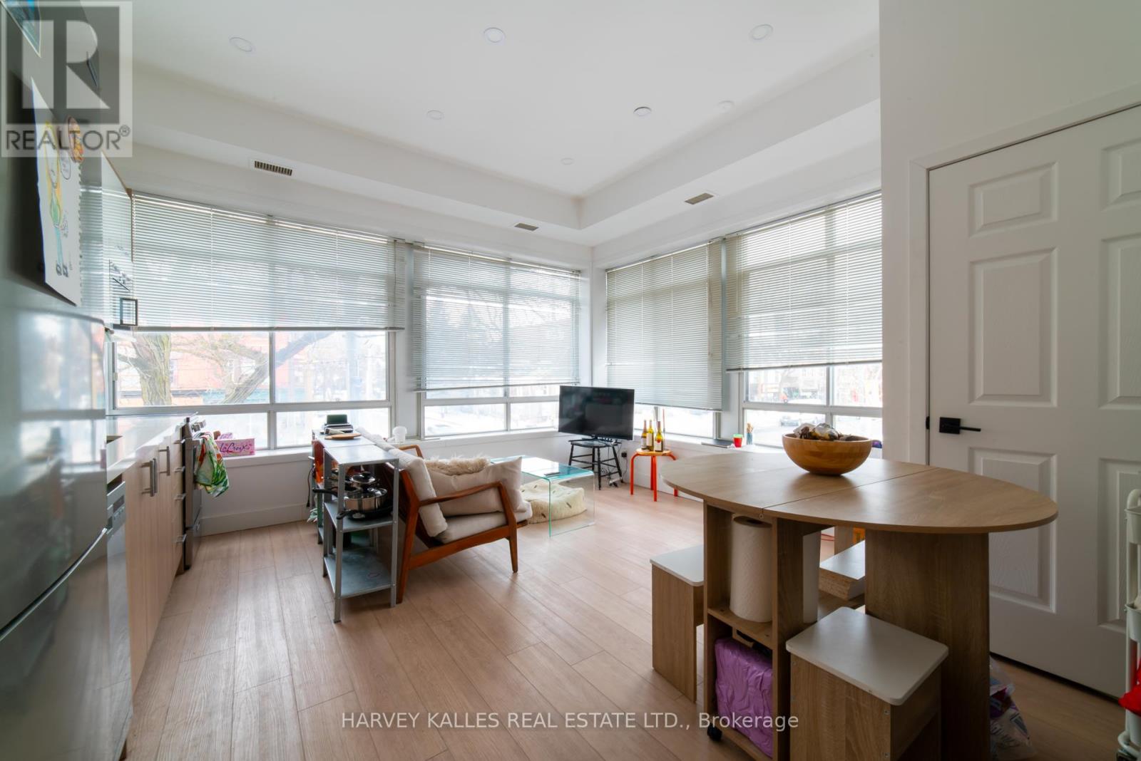 1 - 409 COLLEGE STREET, Toronto, Ontario