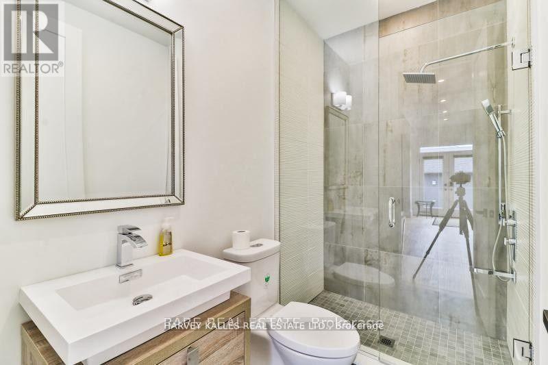 235 Lambton Avenue, Toronto, Ontario  M6N 2T5 - Photo 12 - W12777284