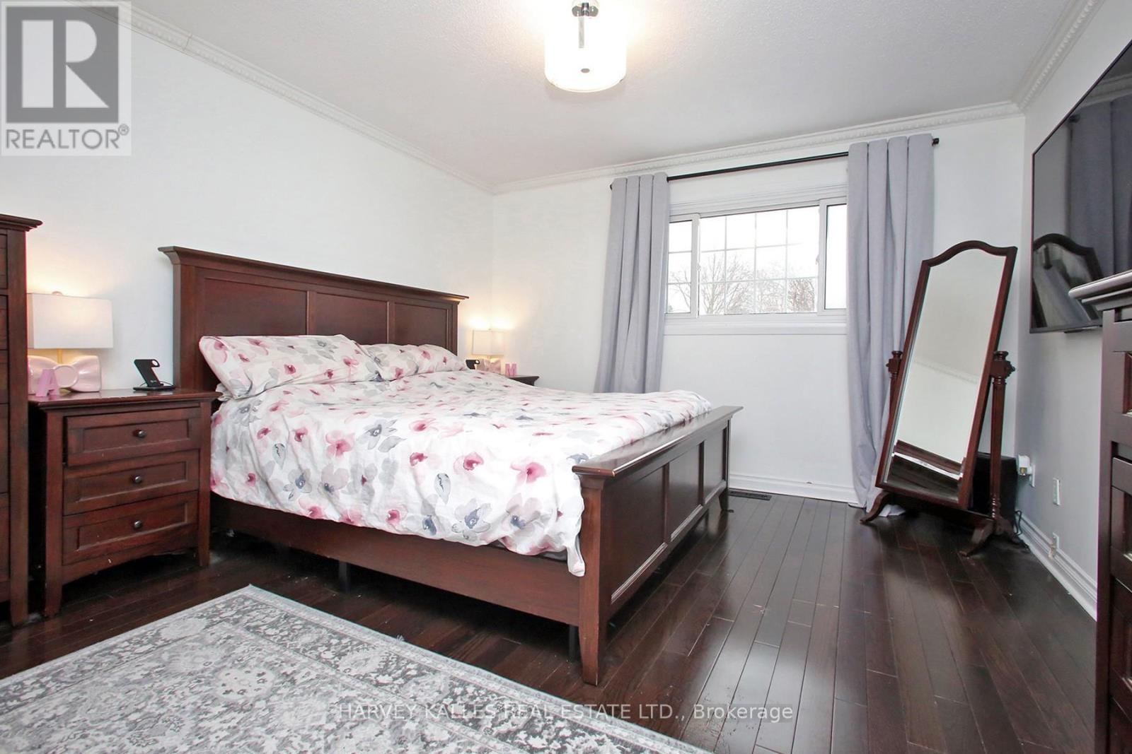 161 Romfield Circuit, Markham, Ontario L3T 3H7 - Photo 21 - N12778892