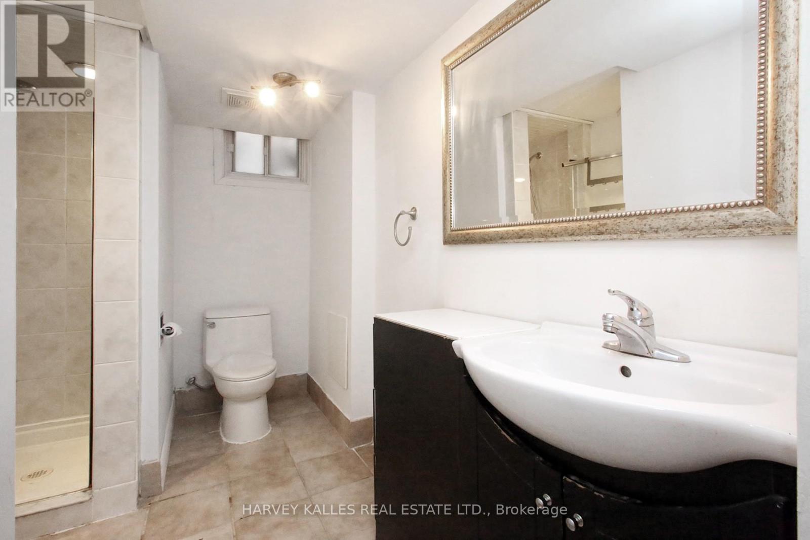 161 Romfield Circuit, Markham, Ontario L3T 3H7 - Photo 27 - N12778892