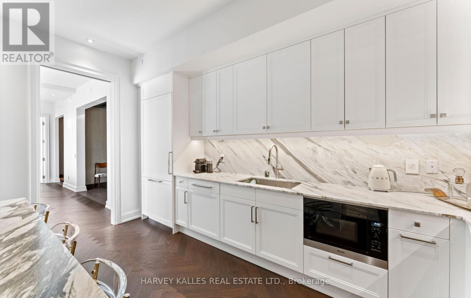 3502 - 200 Cumberland Street, Toronto, Ontario  M5R 0B7 - Photo 25 - C12782162