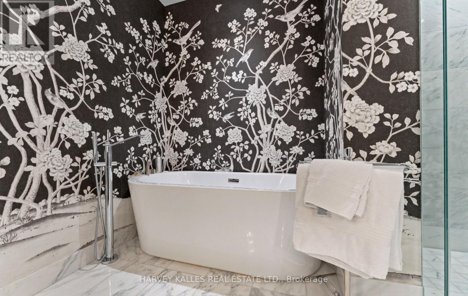 3502 - 200 Cumberland Street, Toronto, Ontario  M5R 0B7 - Photo 32 - C12782162