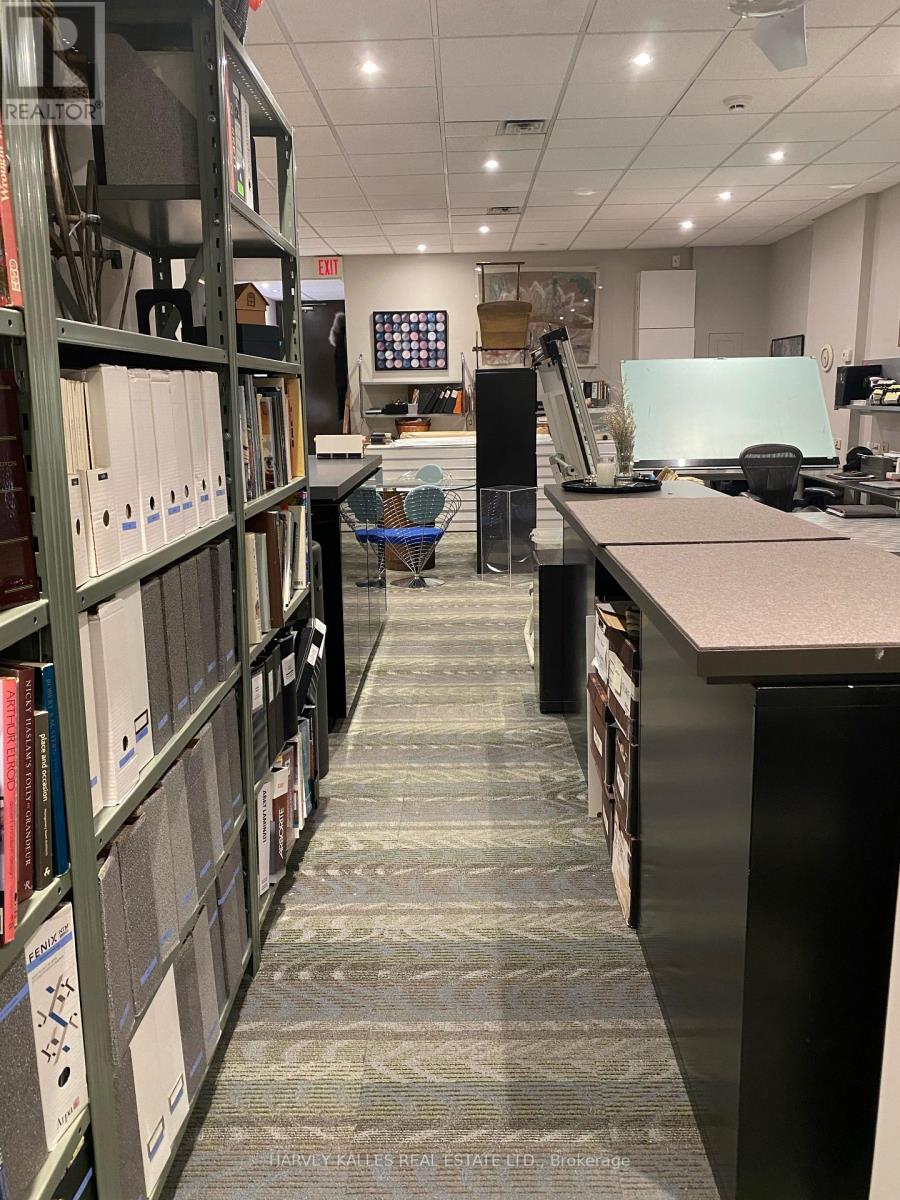 4 - 220 Avenue Road, Toronto, Ontario  M5R 2J4 - Photo 3 - C12784536