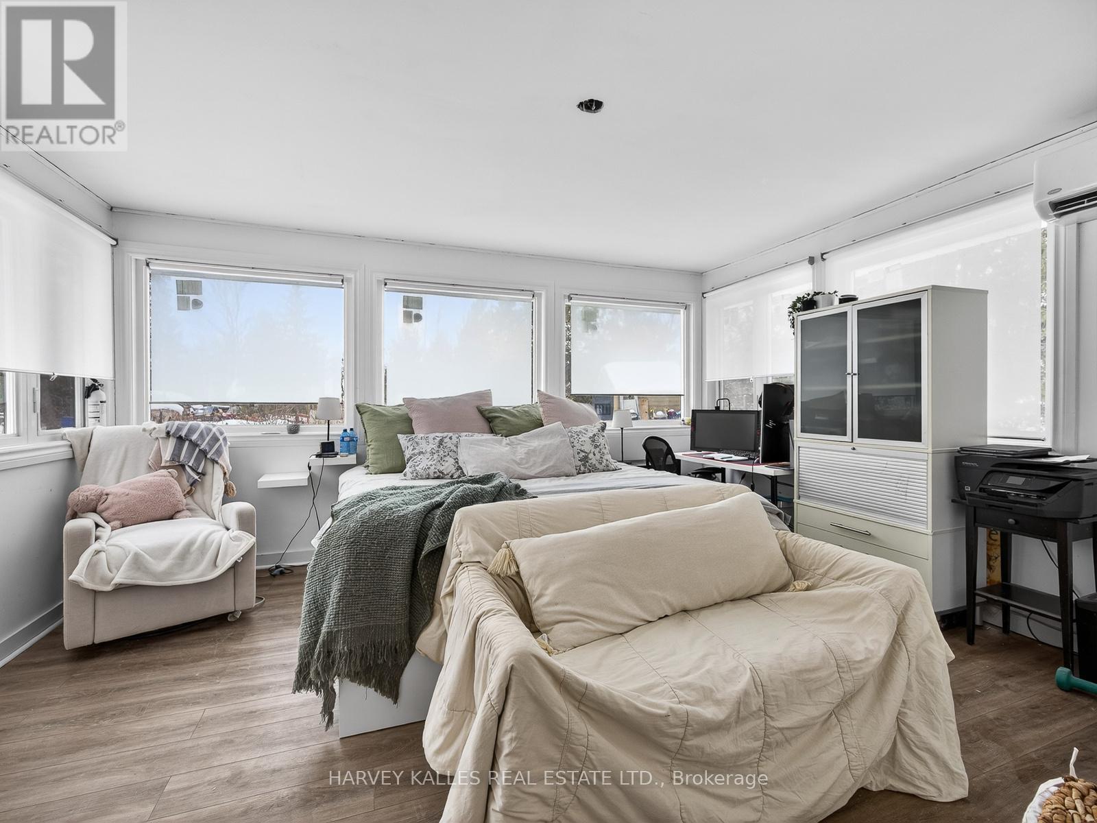 22 Second Street, Georgina, Ontario  L0E 1E0 - Photo 21 - N12784894