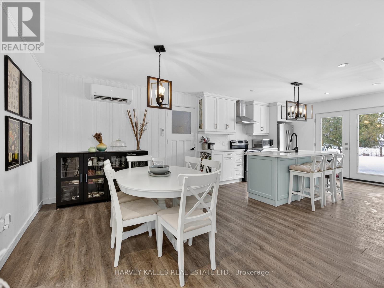 22 Second Street, Georgina, Ontario  L0E 1E0 - Photo 7 - N12784894