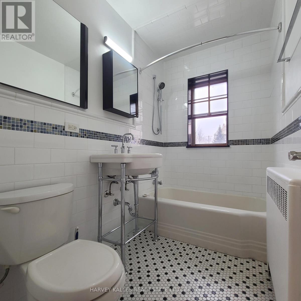 6 - 65 Old Mill Road, Toronto, Ontario M8X 1G9 - Photo 16 - W12784834