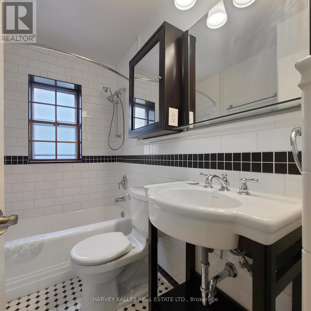 7 - 65 Old Mill Road, Toronto, Ontario M8X 1G9 - Photo 16 - W12784842