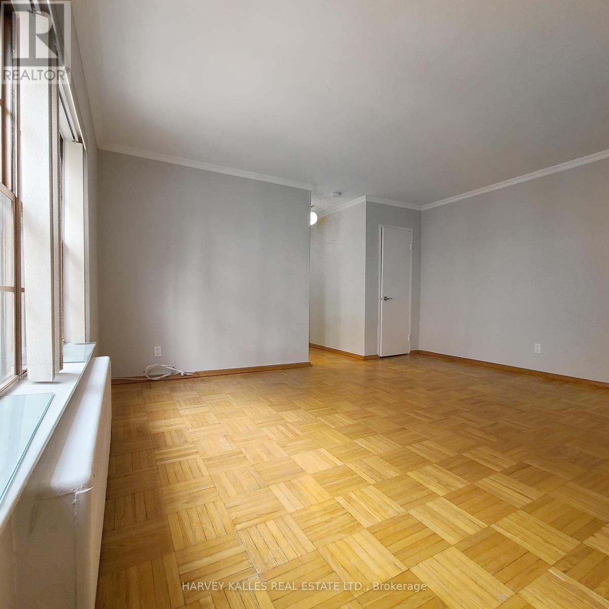 7 - 65 Old Mill Road, Toronto, Ontario M8X 1G9 - Photo 9 - W12784842