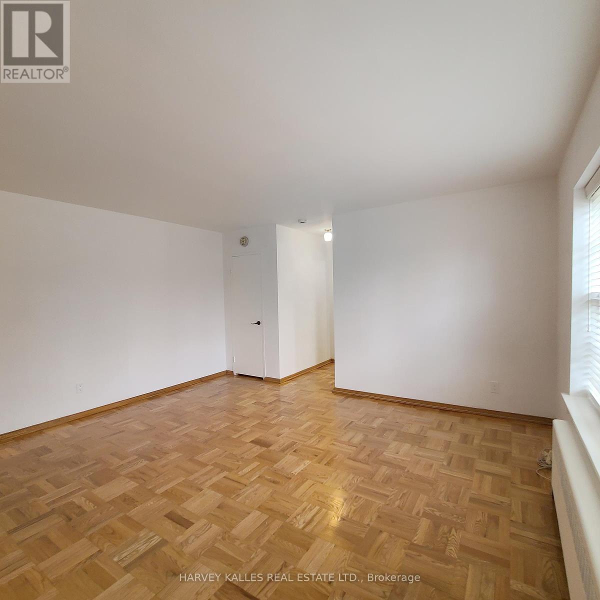 8 - 65 Old Mill Road, Toronto, Ontario M8X 1G9 - Photo 10 - W12784850