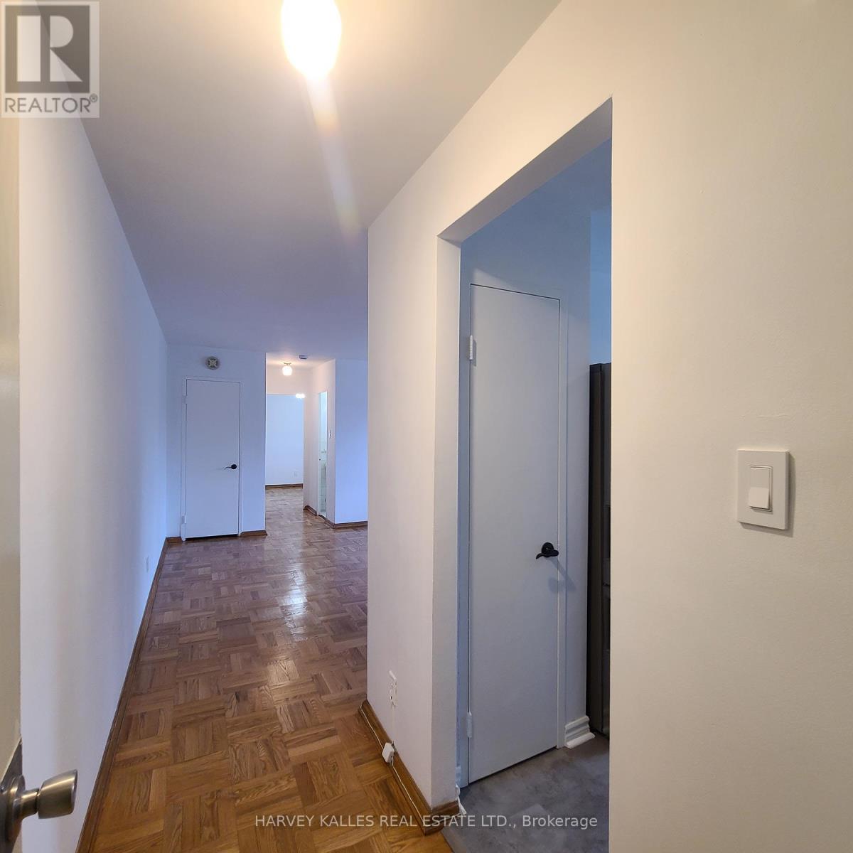 8 - 65 Old Mill Road, Toronto, Ontario M8X 1G9 - Photo 18 - W12784850